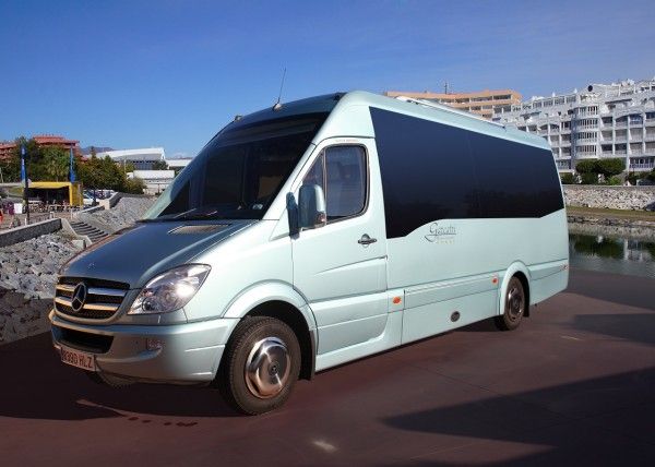 Minibus Mercedes 15 Pax Gran Luxe